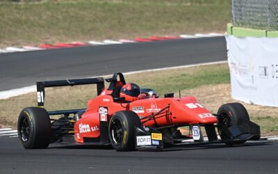 BERNARDO PELLEGRINI MATTATORE NELLA TOPJET F2000 ITALIAN TROPHY A VALLELUNGA